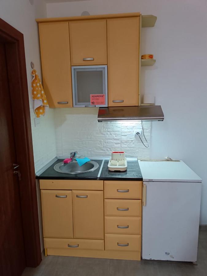 Adamovic Apartment Pirot Ngoại thất bức ảnh